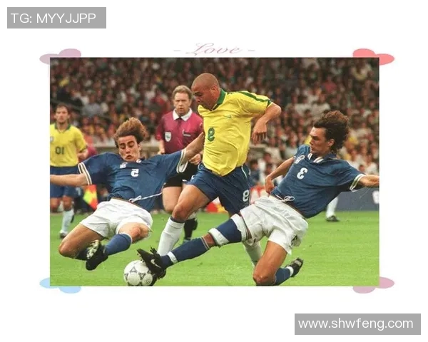 全球最顶尖足球明星排行榜揭晓谁将成为球场之王的荣耀之争