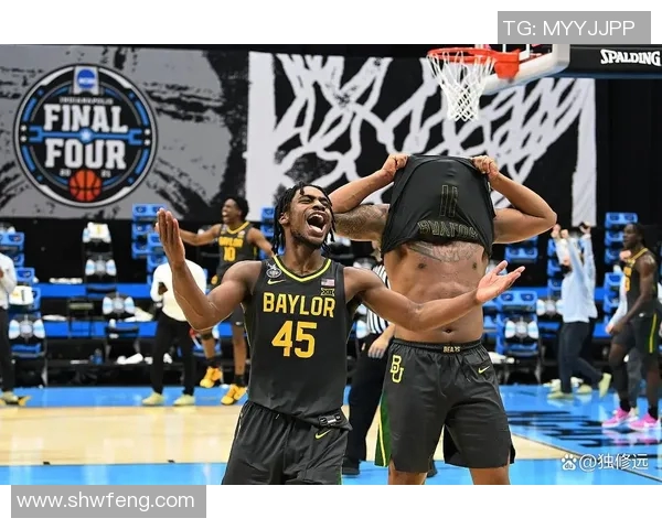 勇士与火箭西部决赛第二场激战回顾与精彩瞬间分析