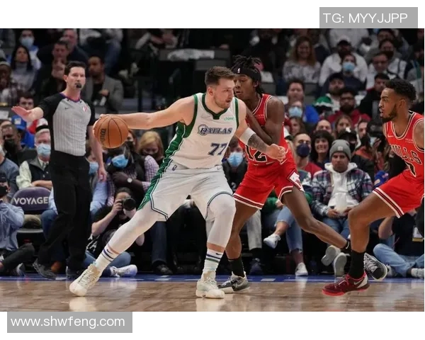 公牛队与独行侠队对决分析：战术策略与球员表现全面解读